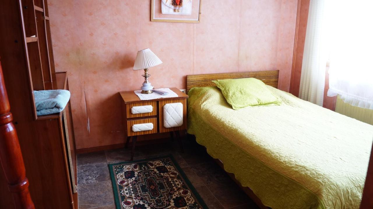 Hostal Bernardita Puerto Natales Buitenkant foto