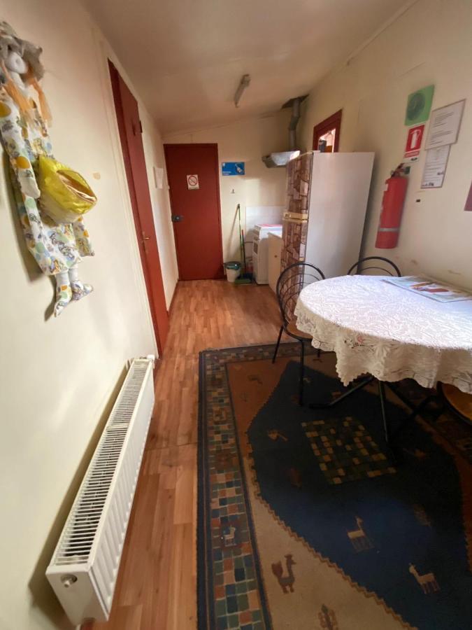 Hostal Bernardita Puerto Natales Buitenkant foto