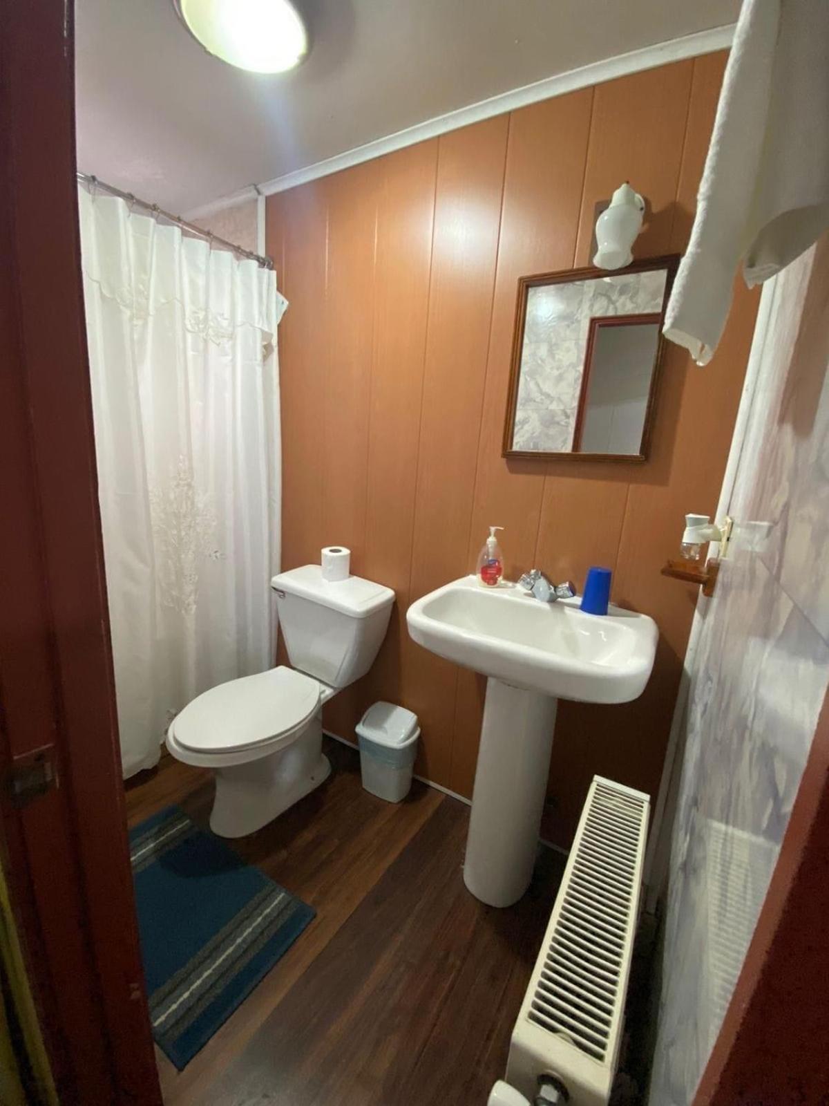 Hostal Bernardita Puerto Natales Buitenkant foto